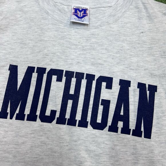 Vtg 90s Michigan Wolverines T-Shirt Size Large Spellout Made in USA Misprint - Picture 2 of 5